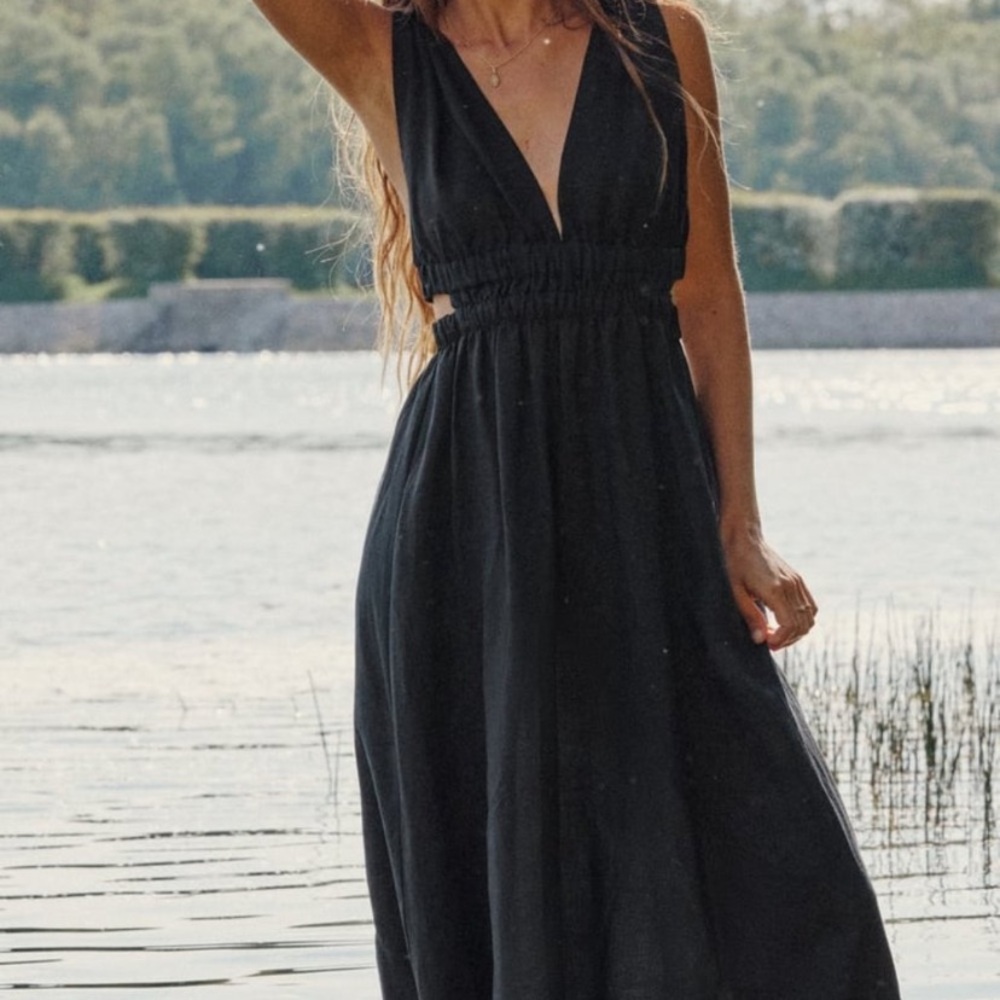 Zara Black Cage Back Maxi Dress - Picture 3 of 11